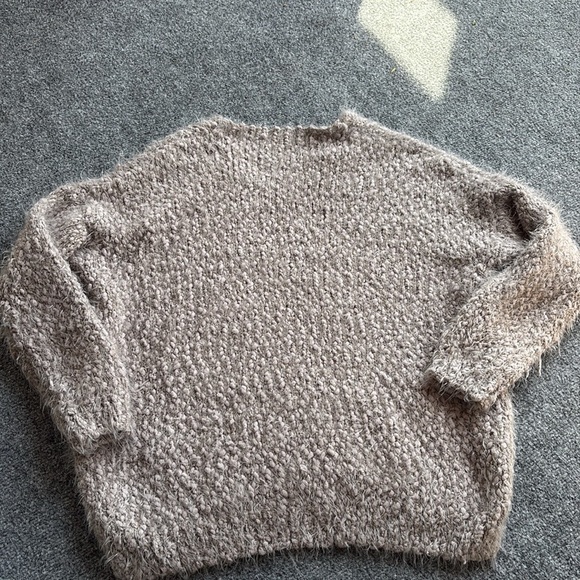 Altar’d State Cozy Women's Sweater in Soft Gray - Size Small/Medium - Picture 8 of 8